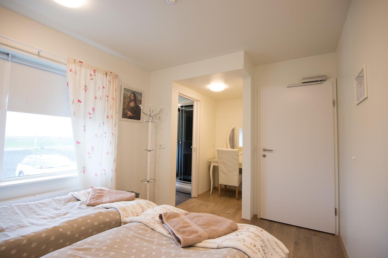Guesthouse Grund Grindavík Екстериор снимка