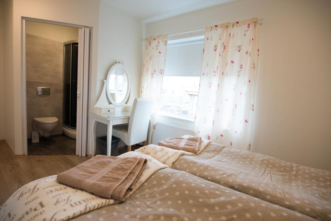 Guesthouse Grund Grindavík Екстериор снимка